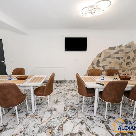 Casa Alexander Hotell Călimăneşti Exteriör bild