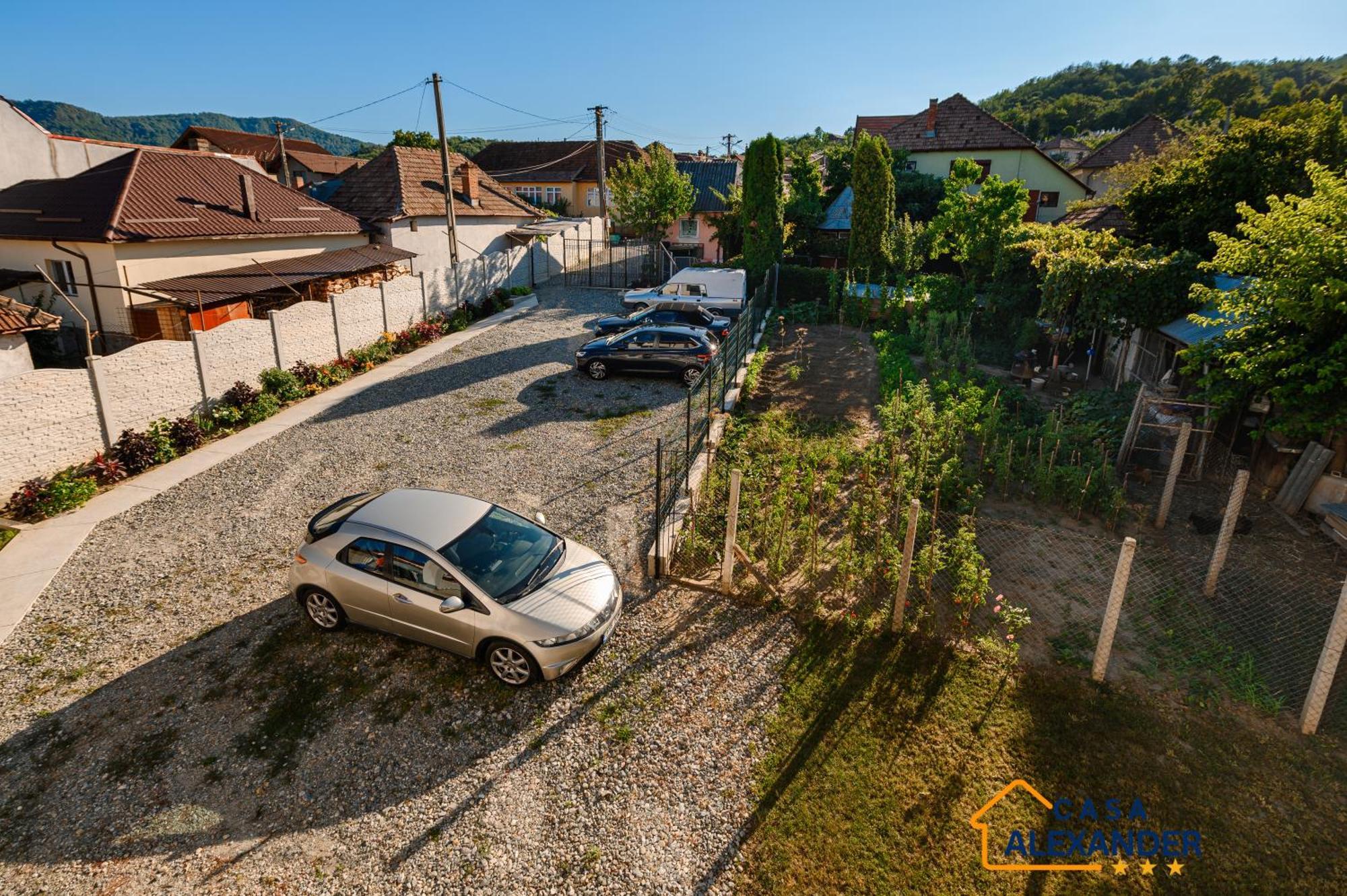Casa Alexander Hotell Călimăneşti Exteriör bild
